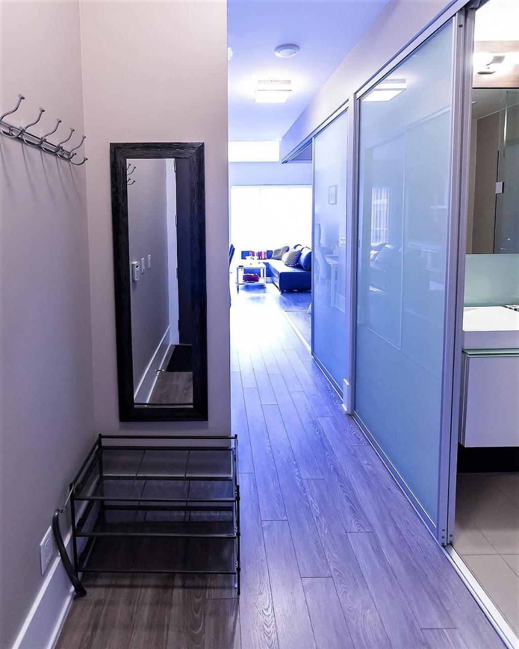 Upscale Suite At Cn Tower, Metro Convention & Rogers Centre Торонто Екстер'єр фото