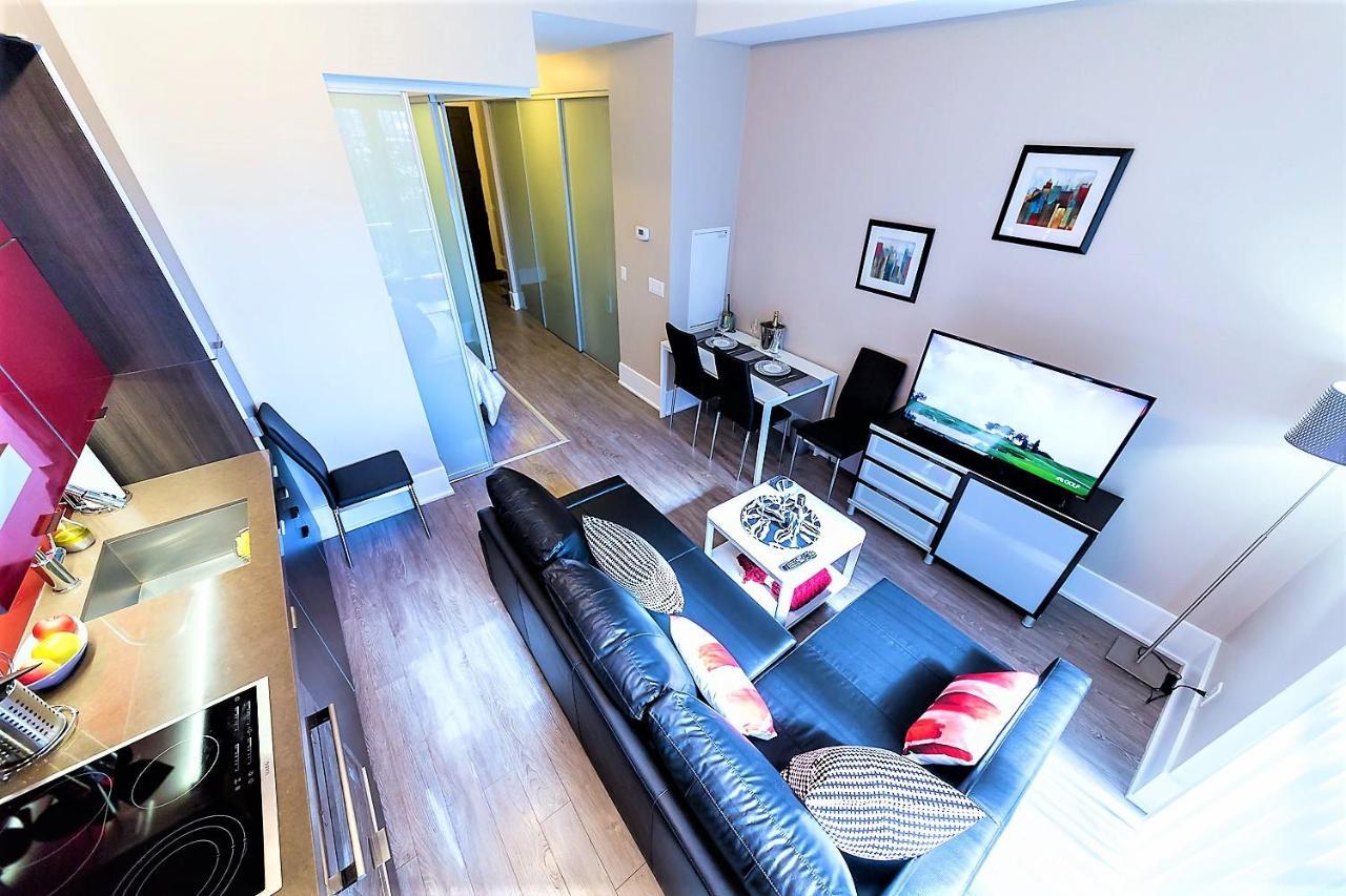 Upscale Suite At Cn Tower, Metro Convention & Rogers Centre Торонто Екстер'єр фото