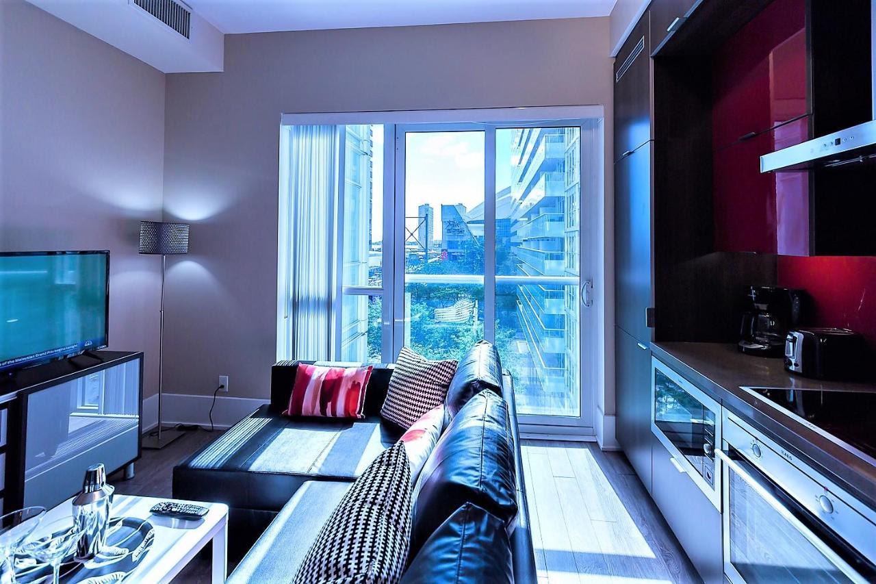Upscale Suite At Cn Tower, Metro Convention & Rogers Centre Торонто Екстер'єр фото